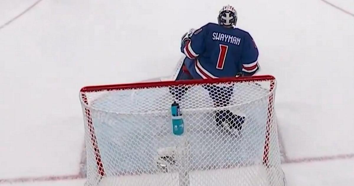 Swayman-Olympics-Center-Ice-Goal