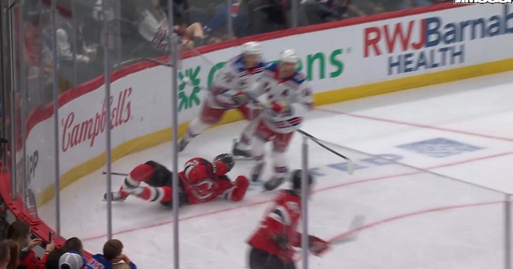 Brennan Othmann-Hit-Calen Addison