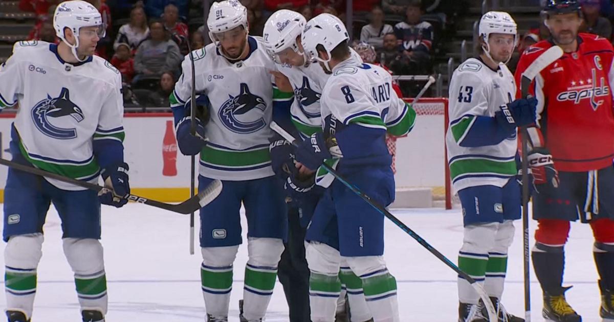 Tom Wilson destroys Filip Chytil with a monster hit