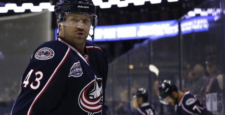 (VIDEO): Scott Hartnell scores controversial game-winner against the Penguins.