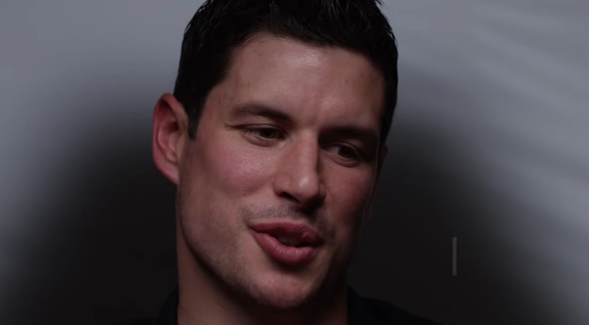 Crosby, Hall, MacKinnon, Oshie and other NHL stars share their favorite “hockey mom” stories.
