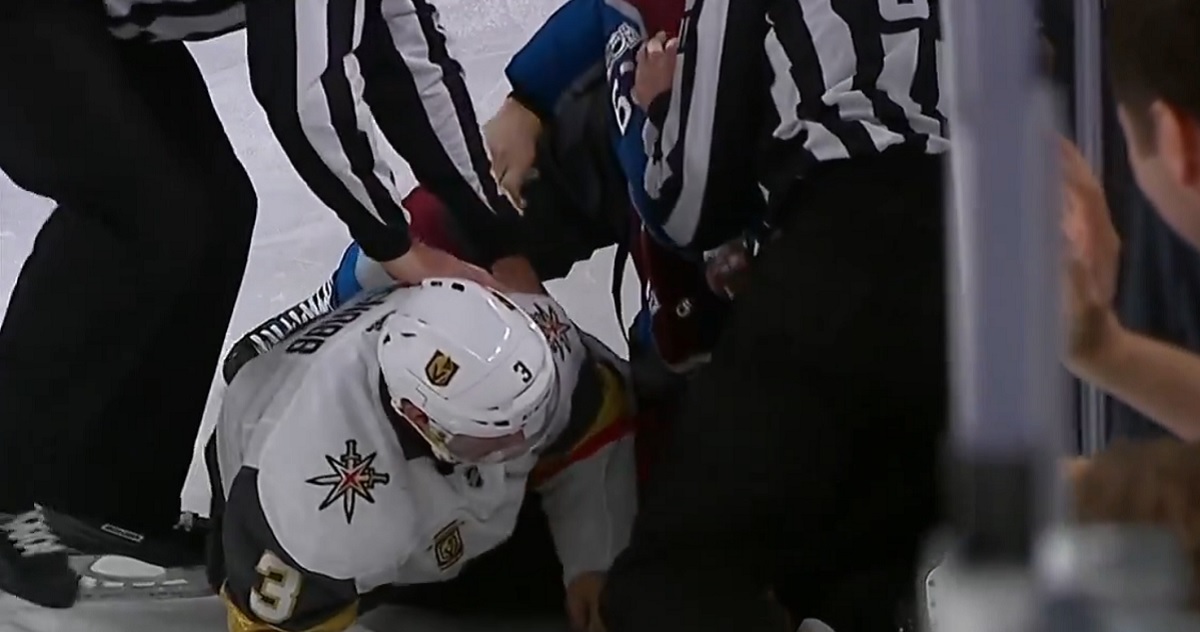 McNabb launches himself and crushes Kerfoot with a monster hit,