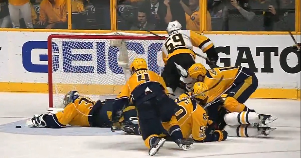 Pekka Rinne makes perhaps the best save of the season in Game 4!