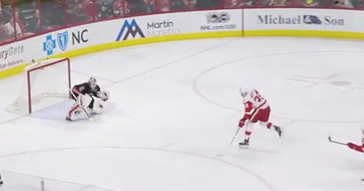 MUST SEE: Mantha's second of the period is a beauty.