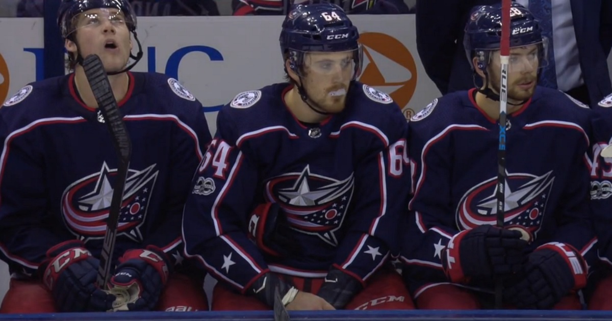 Breaking: Motte furious after taking a nasty slash from his own teammate.