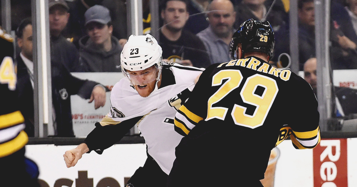 Gotta see it : Scott Wilson drops Boston Bruins Colin Miller