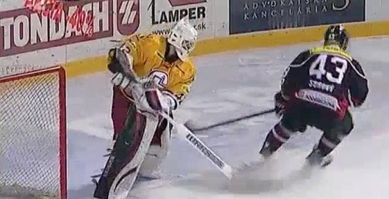 (VIDEO): Goalie makes fore-checking forward looks silly with slick deke.