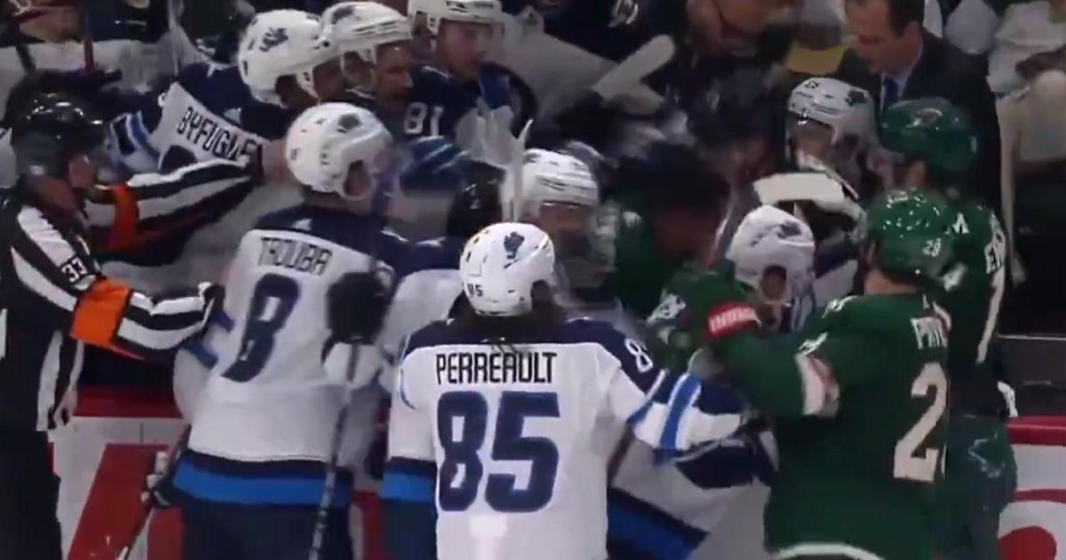 Brawl breaks out on the Jets bench after an elbow to the jaw from Lowry.