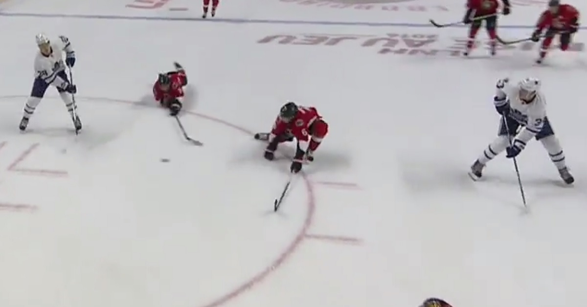 Auston Matthews comes the first player ever to score 4 in his NHL debut!