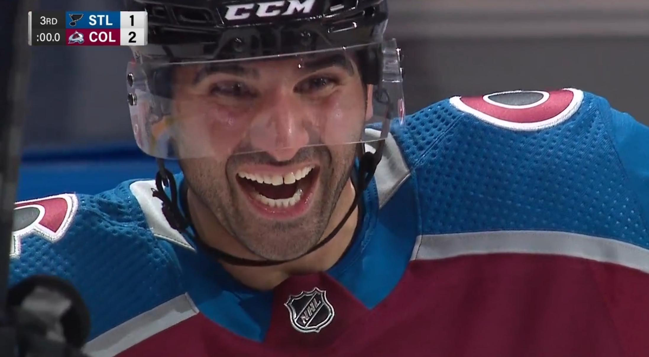 Nazem Kadri scores a buzzer beater with 0 seconds on the clock!