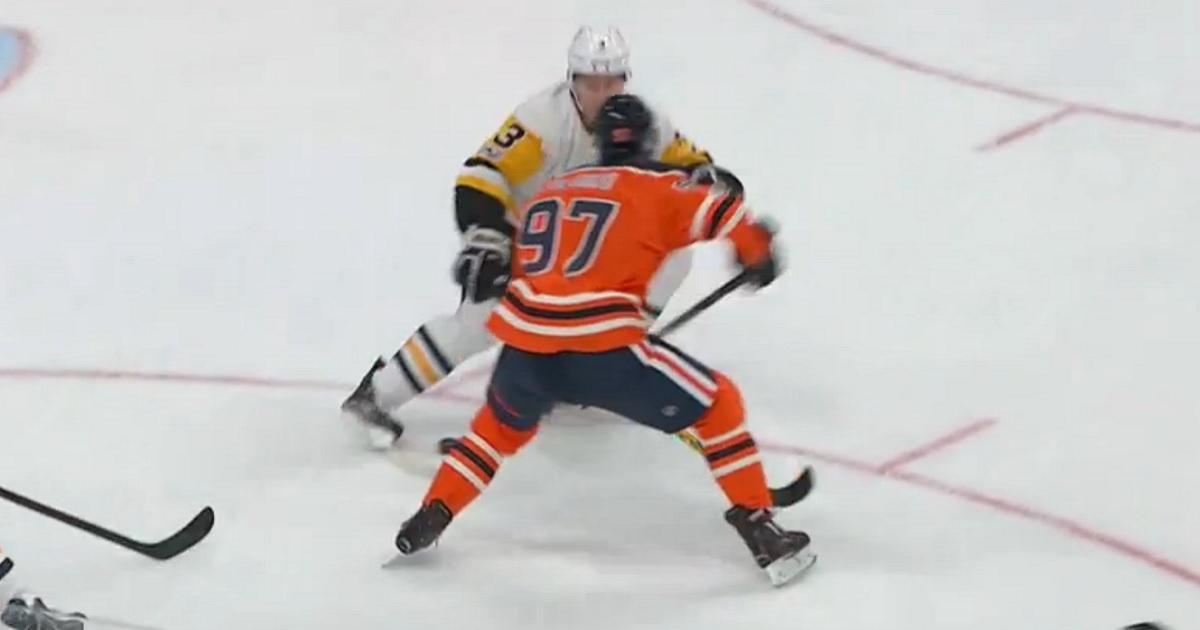 Connor McDavid dances around the Penguins to set up an incredible goal.