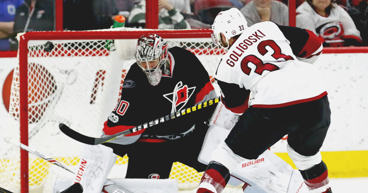 Must see: Ward's outstanding sprawling save