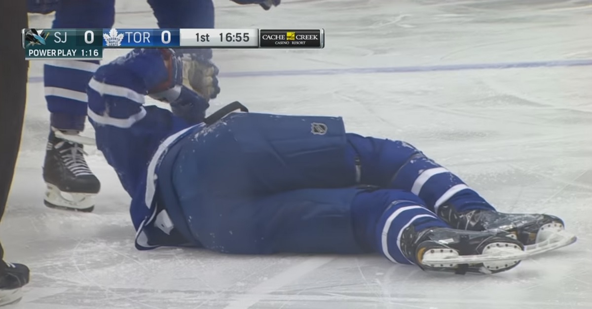 Injured Leaf returns to the game to give his team the lead.