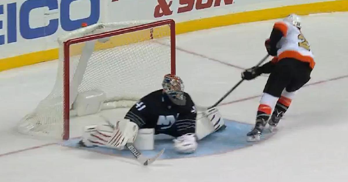 Claude Giroux scores a nasty shootout goal!