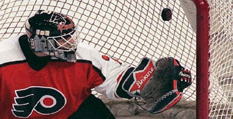 Hextall loses it on the Flyers!