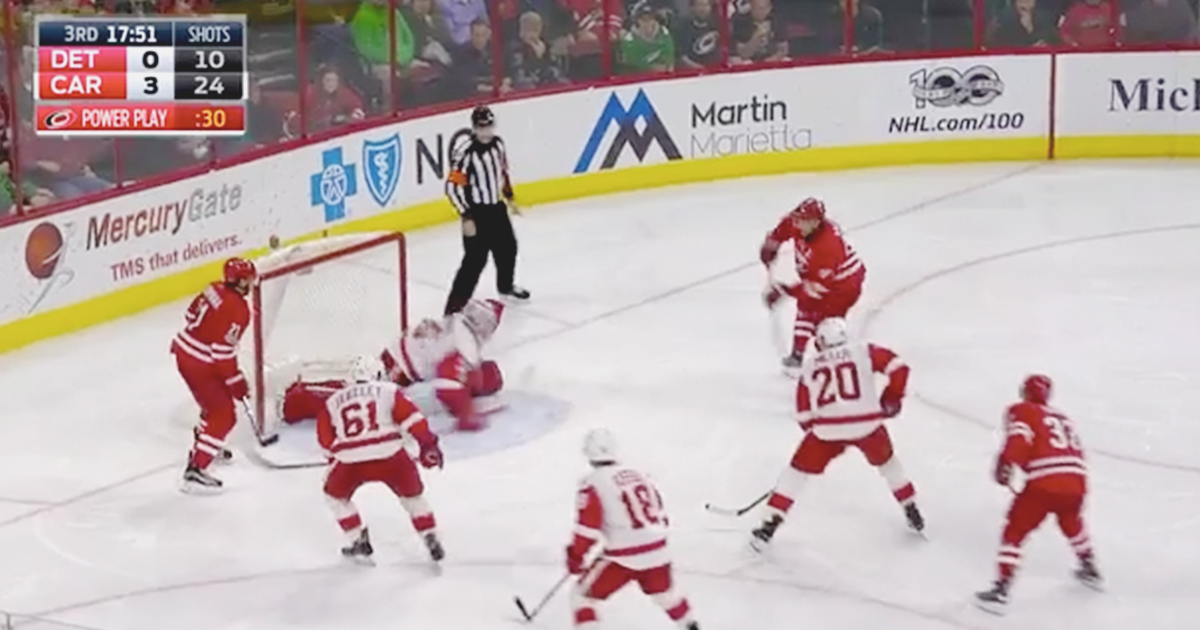 MUST SEE: Howard's spectacular glove save to rob Viktor Rask