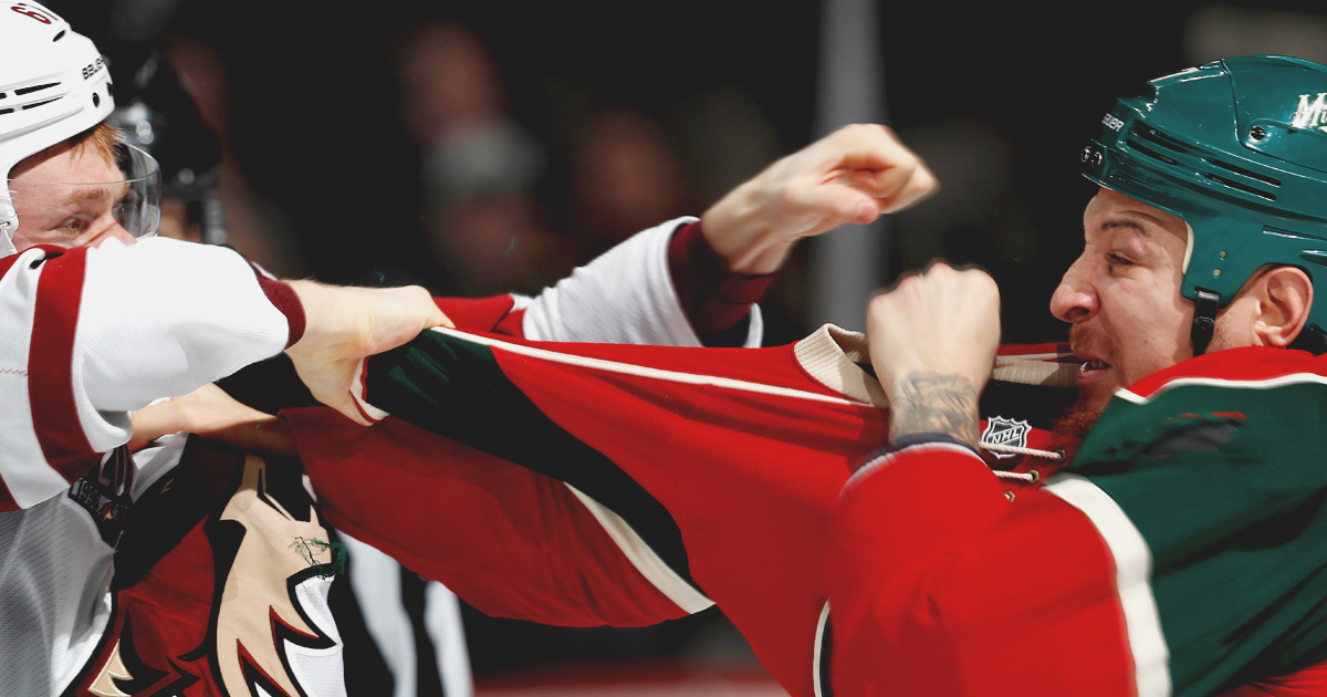 Gotta see it : Chris Stewart destroyed Lawson Crouse