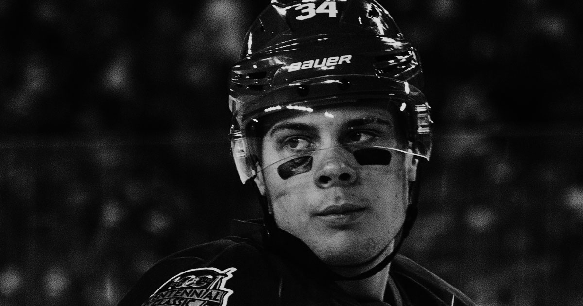 Must see: Matthews' nasty deke got Karlsson kissing the plexiglas!