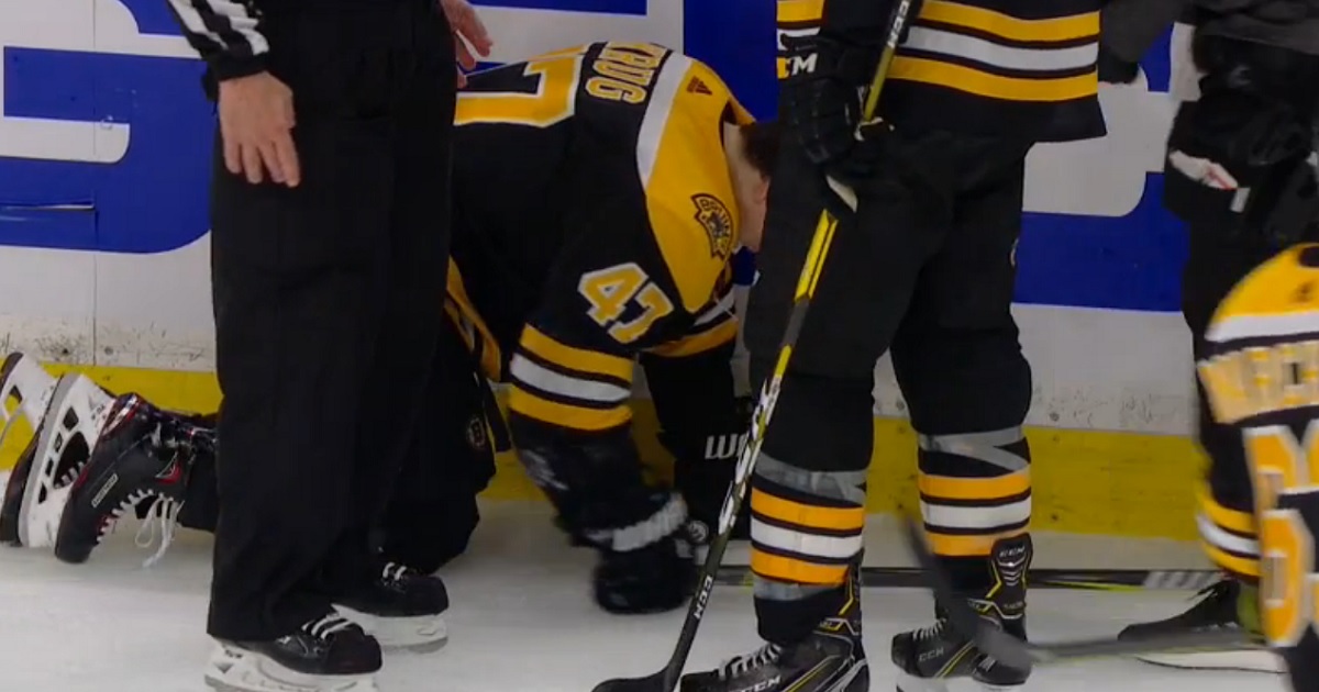 Jake Muzzin crushes Torey Kurg and knocks him out of the game.