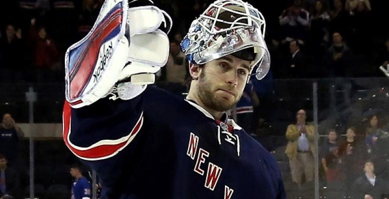Video: Rangers Cam Talbot extends for ridiculous glove save.