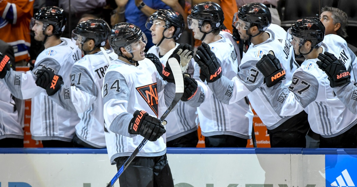 Auston Matthews dangles from his knees and set up a goal!