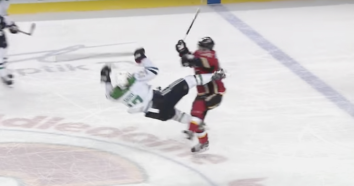 WATCH: Sam Bennet totally DESTROYED Devin shore with huge open ice hit!