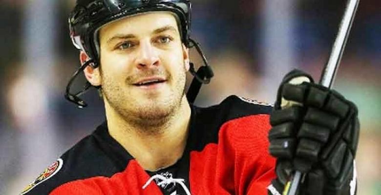 Video: Lance Bouma ejected for knee on knee hit.